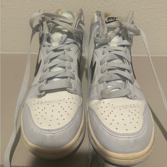 Baby blue Nike high top dunks! - Picture 2 of 4